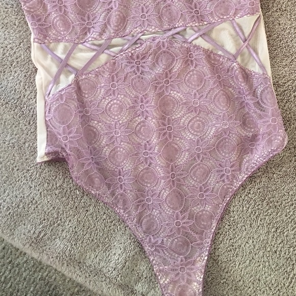 Body suit - Picture 3 of 4